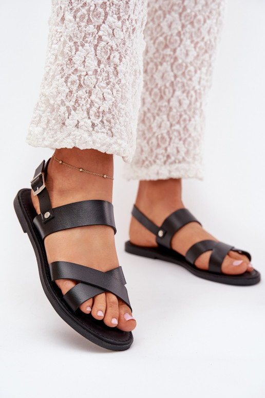 Sandalias planas para mujer. de cuero ecológico de color negro Kalira Sandalias planas para mujer. de cuero ecológico de color negro Kalira