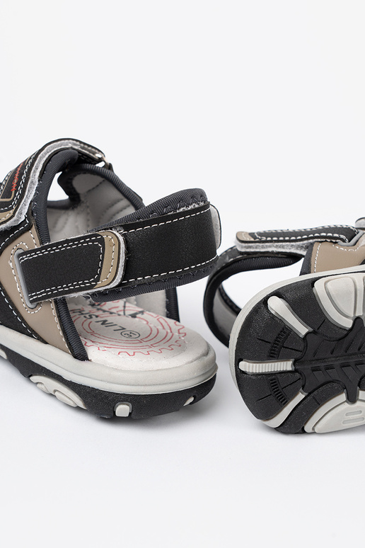 de color negro sandalias infantil