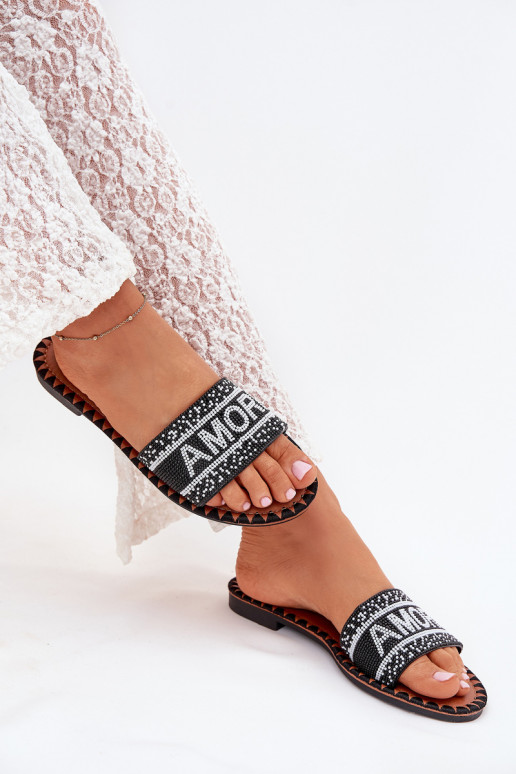 zapatillas de mujer con tacones anchos Con decoración Amore de color negro Avelina