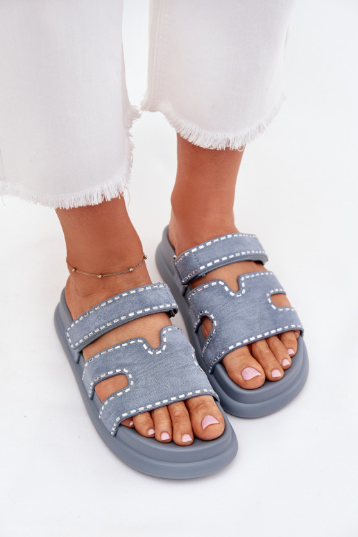 zapatillas de mujer Con decoración con una plataforma color azul Delyna