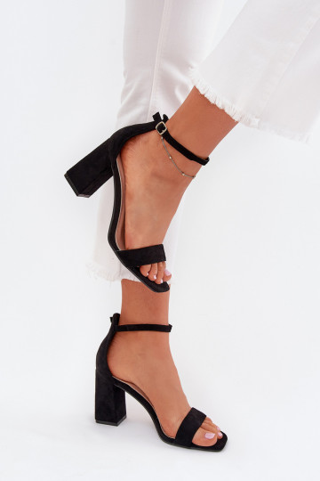 Sandalias de mujer de tacón alto de ante ecológico, color negro Elirae 2