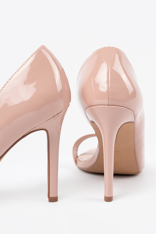 con efecto barniz tacones altos open toe