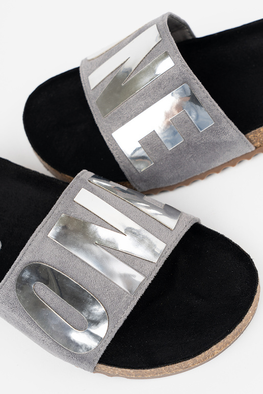 Zapatillas z metálicom naimpresióniem ONE