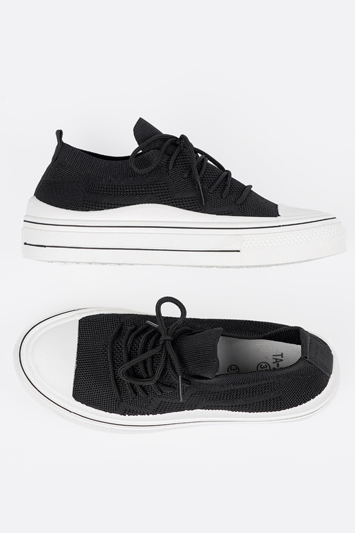 Un modelo convincente zapatos de color negro z ozdobnym cordonesm Un modelo convincente zapatos de color negro z ozdobnym cordonesm