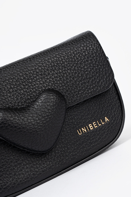 Kobieca bolso negro z dekoracyjnym zapięciem