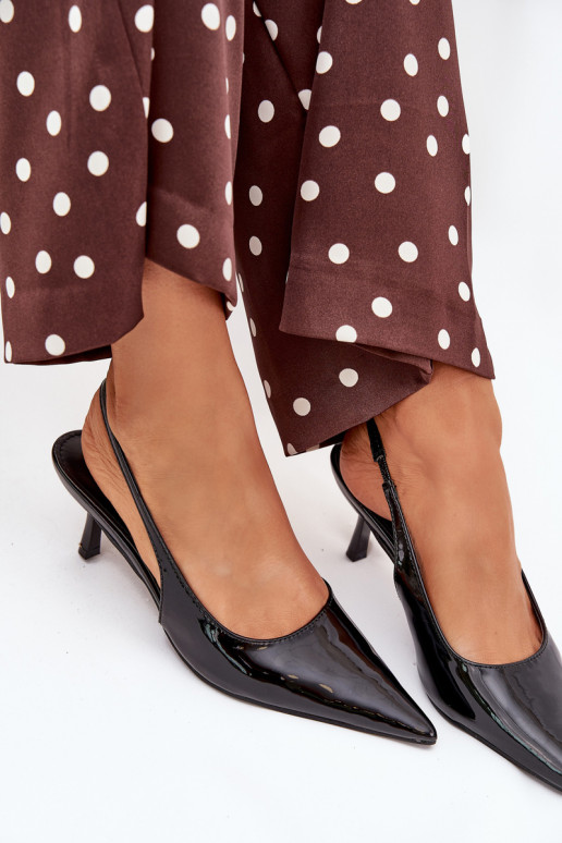 con efecto barniz Zapatos con tacones finos con el talón abierto de color negro Talira