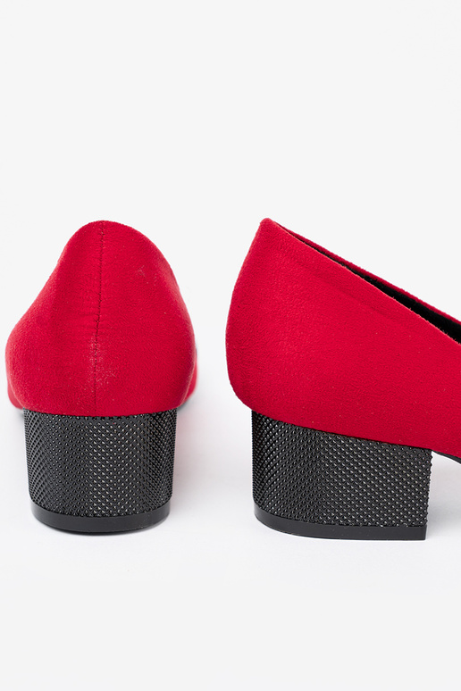 color rojo tacones altos con un arco i lakieroAanym noskiem color rojo tacones altos con un arco i lakieroAanym noskiem