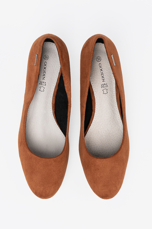 color marrón tacones altos z ozdobnym platam obcasem color marrón tacones altos z ozdobnym platam obcasem