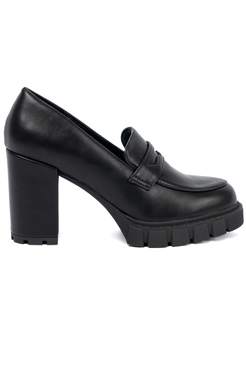 de color negro mocasines en el talon z traperoAą podeszAą 2