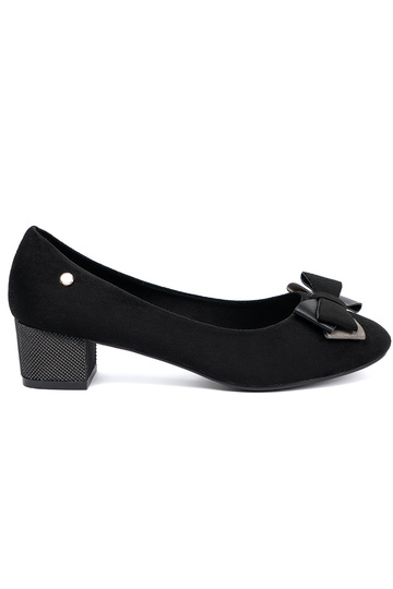 de color negro tacones altos con un arco en el talon 2