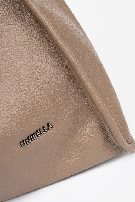 Un clásico beige bolso de mujer