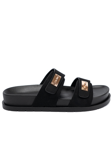 Zapatillas con una plataforma ze doradomi detalami 2