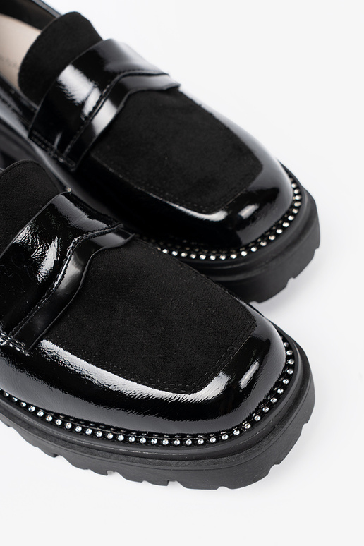 con efecto barniz mocasines con remaches