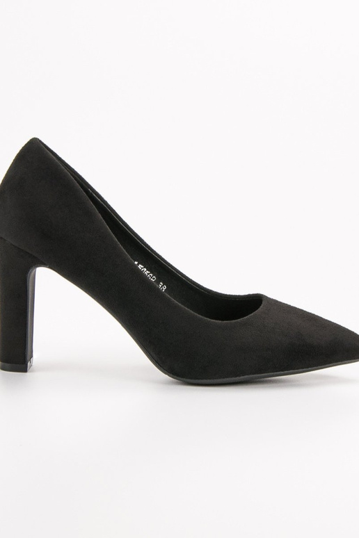 modelo clásico ante zapatos