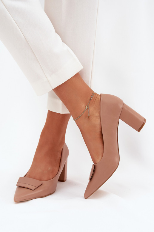 Zapatos con tacones con adornos beige Celira Zapatos con tacones con adornos beige Celira