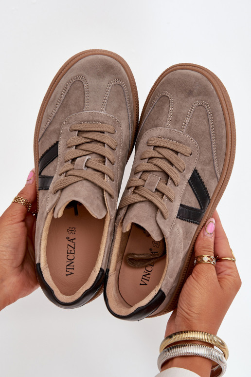 de gamuza Zapatillas modelo zapatos. Femenino con una plataforma Vinceza 79562 beige