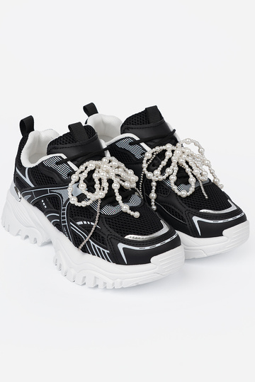 de color negro Zapatillas modelo zapatos. z białą kokardą i koralikami