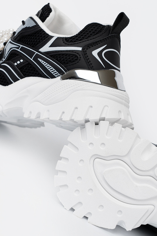 de color negro Zapatillas modelo zapatos. z białą kokardą i koralikami