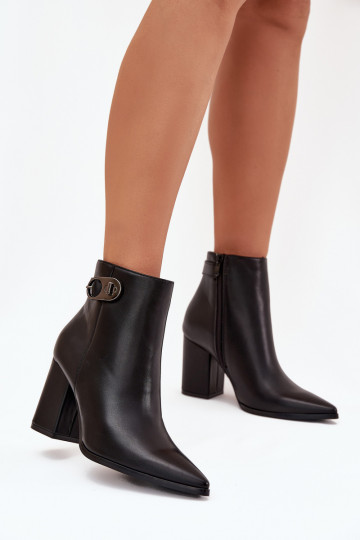 Botas de mujer Con decoraciones Detalem de color negro Tharina 2