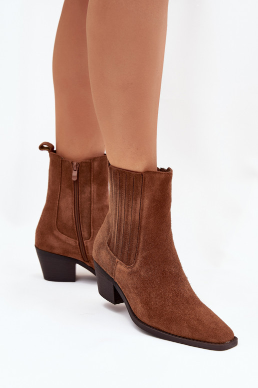 de gamuza Botas con calefacción interior. color marrón Arelia de gamuza Botas con calefacción interior. color marrón Arelia