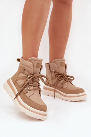 Botas de mujer con una plataforma color marrón Liorae