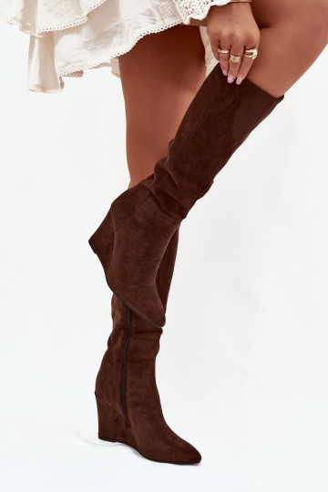 calentamiento botas de mujer en una cuña CzekoladoAe Rosina 2