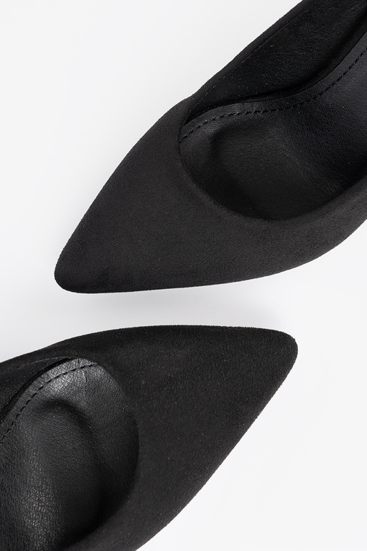 modelo clásico ante zapatos