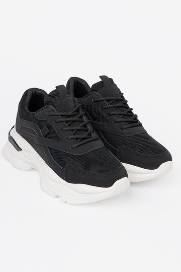 de color negro Deportes Zapatillas modelo zapatos. na grubej el color blancoj podeszAie