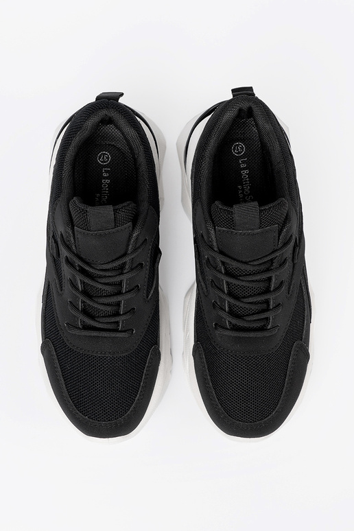 de color negro Deportes Zapatillas modelo zapatos. na grubej el color blancoj podeszAie