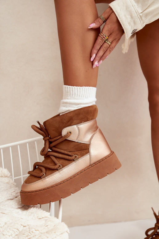 Bajo Botas de nieve Femenino calentamiento con pelo dentroGrubym ENiązaniem color marrón Xarina