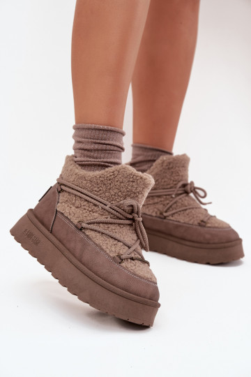 Botas de nieve Femenino con una plataforma con un abrigo de piel Typu Baranek Big Star SS274112 color marrón