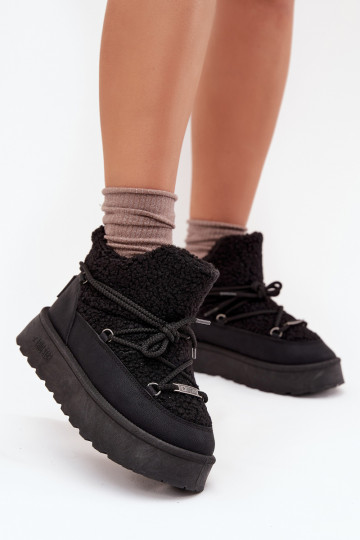 Botas de nieve Femenino con una plataforma con un abrigo de piel Typu Baranek Big Star SS274109 de color negro