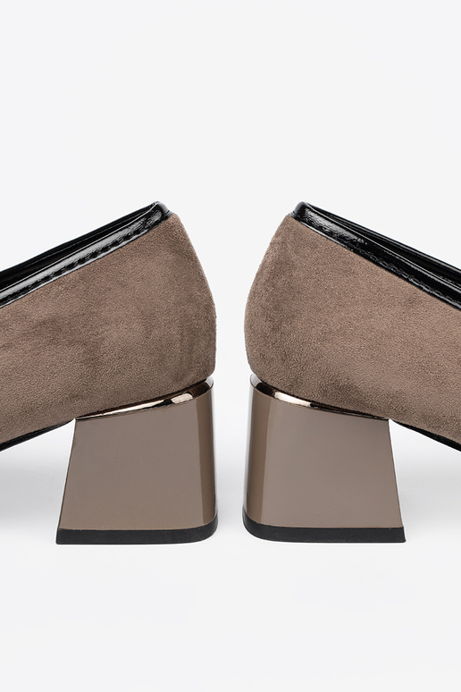 botines de ante color arena con tacón grueso