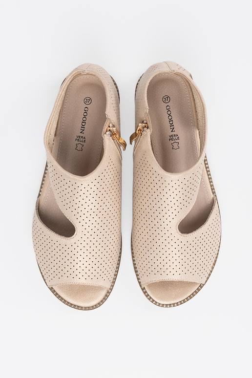 color dorado sandalias calado en una suela plana