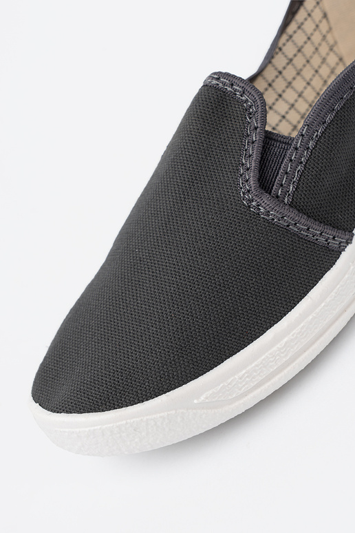 Proste color gris zapatos z flexiblemi AstaAkami infantil