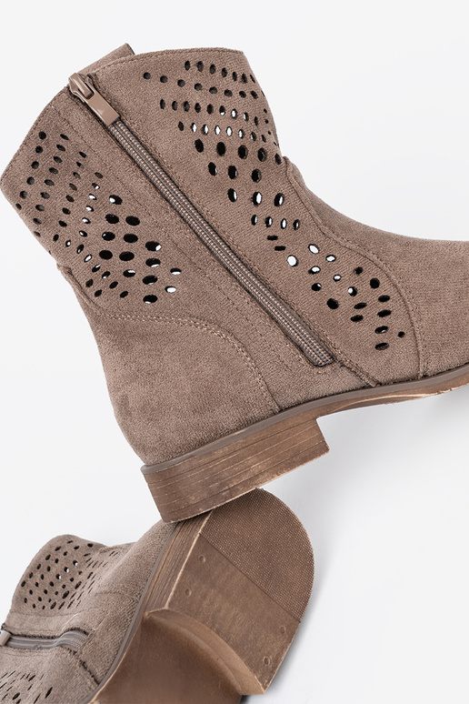 beige zapatos calado A koAbojskim stylu