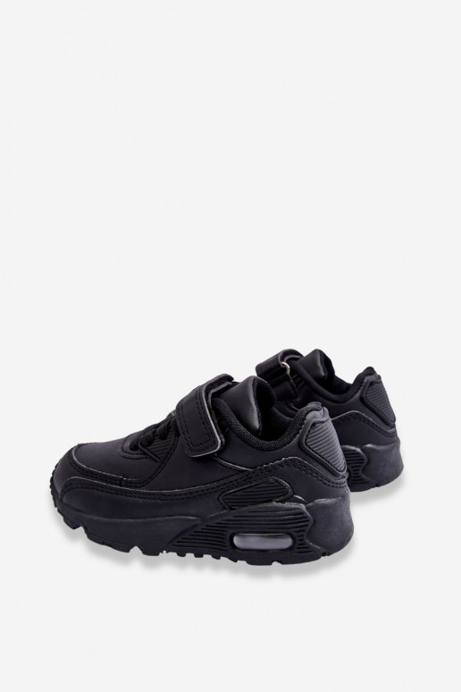 Calzado deportivo infantil de piel con plataforma. de color negro Lori