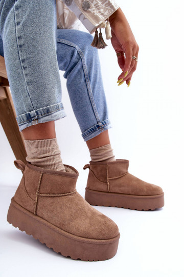 Botas de nieve de ante de color arena con plataforma Corcoran