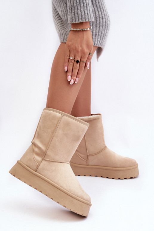 Femenino Botas de nieve con un abrigo de piel beige Abrams