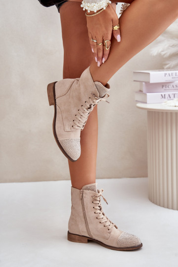 Decorado Botas con tacones anchos de gamuza ecológicaoAe calentamiento color marfil Ellieo