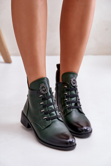 Bajo Botas calentamiento Al castillo con adornos color verde Nevalia