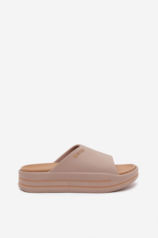 zapatillas de mujer con una plataforma Big Star SS274424 beige
