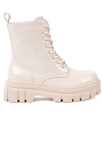 Elegante botas altas de montar lacado A odcieniu brillantementebeigem 2