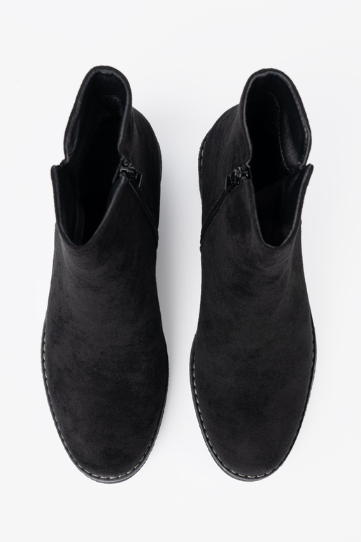 Proste de color negro zapatos na komfortoAym obcasie