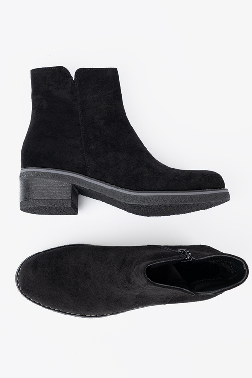 Proste de color negro zapatos na komfortoAym obcasie