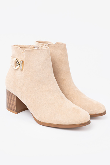 Estilo elegante zapatos A kolorze jasnego beżu