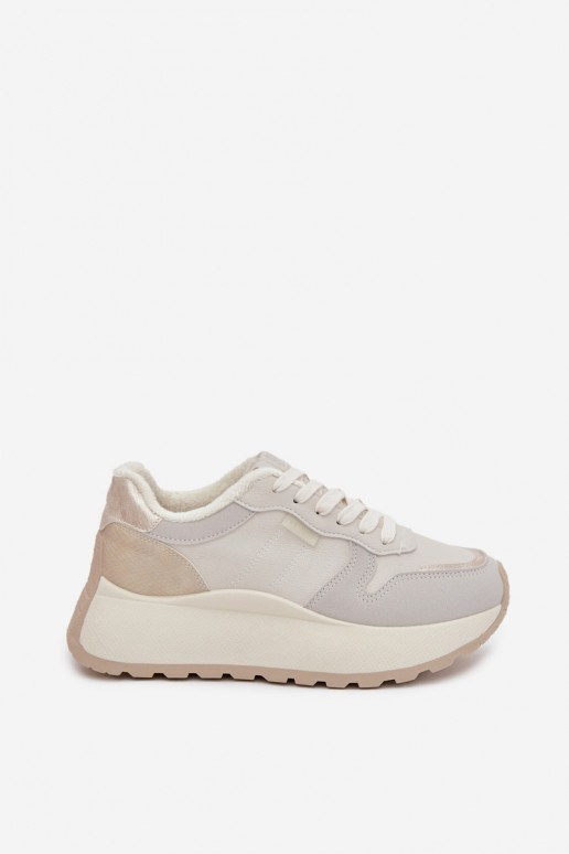 calentamiento Zapatillas modelo zapatos. Femenino con una plataforma Big Star SS274008 HI-POLY SYSTEM color marfil