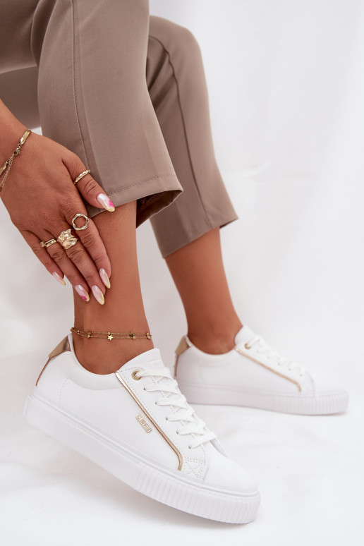 Femenino Zapatillas modelo zapatos. de cuero ecológico Big Star SS274026 Blanco-color dorado