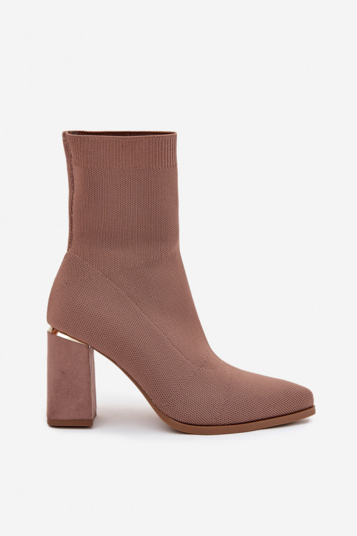  Un modelo convincente Botas de mujer beige Virelle
