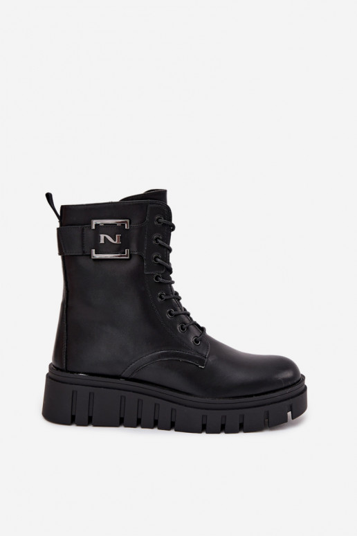 Botas de mujer con una plataforma Con decoraciones Detalem calentamiento de color negro Lyrana Botas de mujer con una plataforma Con decoraciones Detalem calentamiento de color negro Lyrana